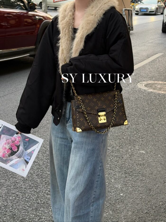 LV Trunkie Mailman-2025 Fashion Show Collection